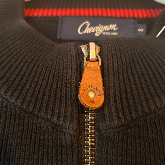 Chevignon Sweater - Picture 7 of 7